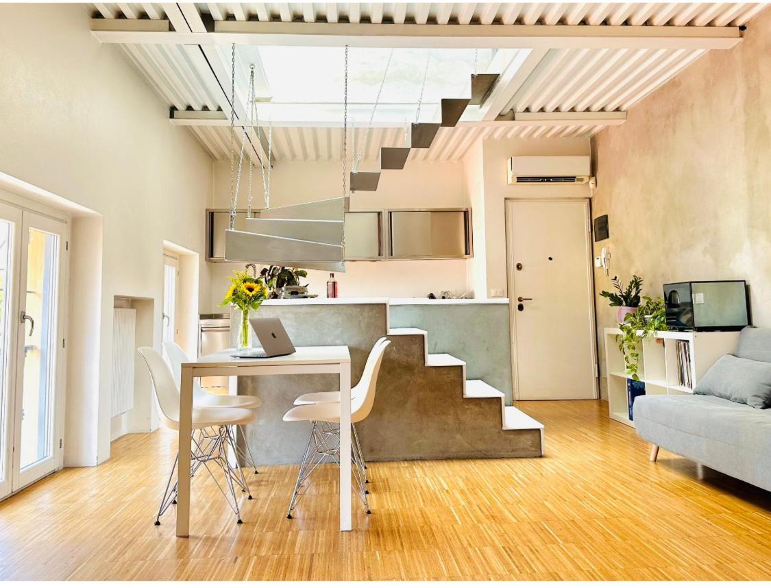 Irripetibile Open Space Su 2 Piani, Milano Centro Ngoại thất bức ảnh